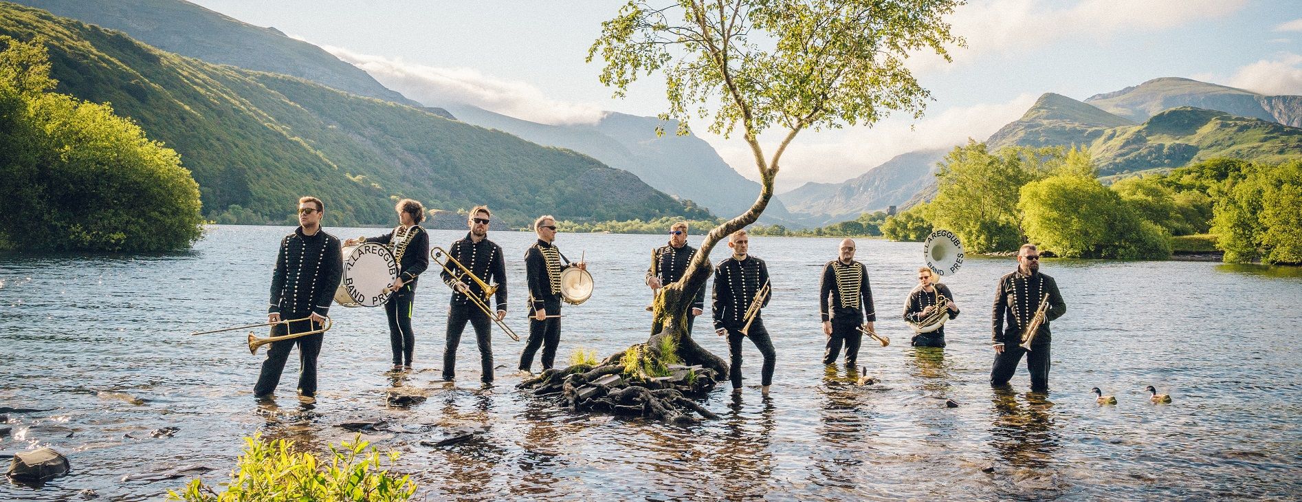 Band Press Llareggub members in a photoshoot