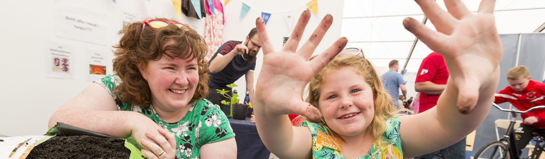 Dr Rhian Meara at the Gwyddonle in 2019