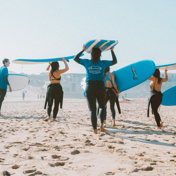 surfers 