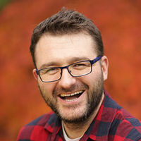 A head shot of Eugene Miakinkov.