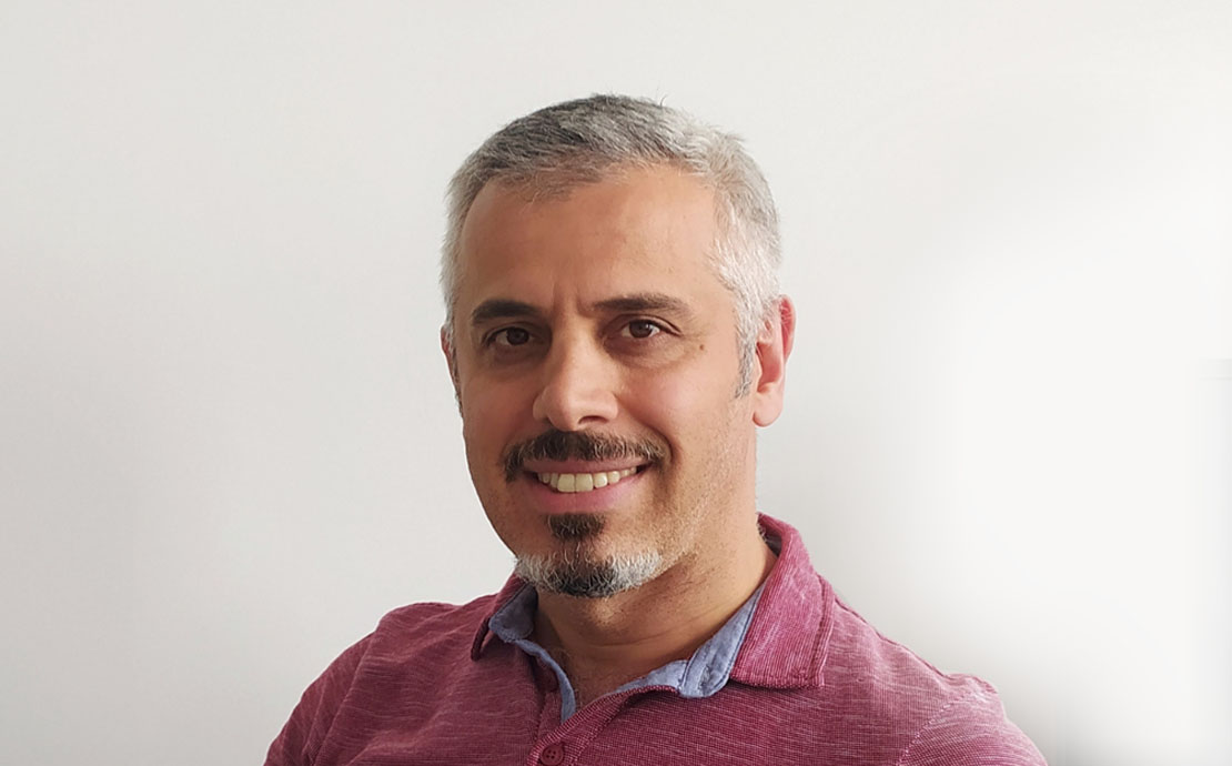 A head shot of Dr Kamil Yilmaz