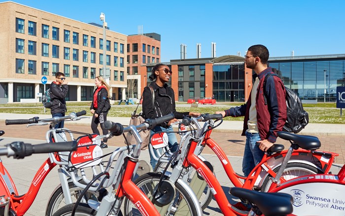 Students using Santanders cycles