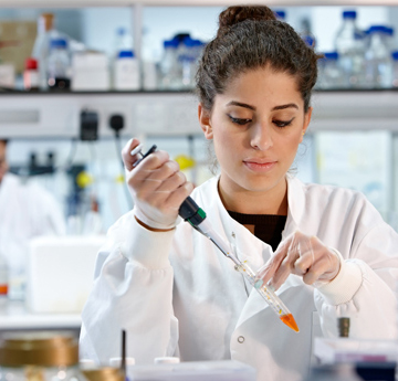 A student in the laboratory 